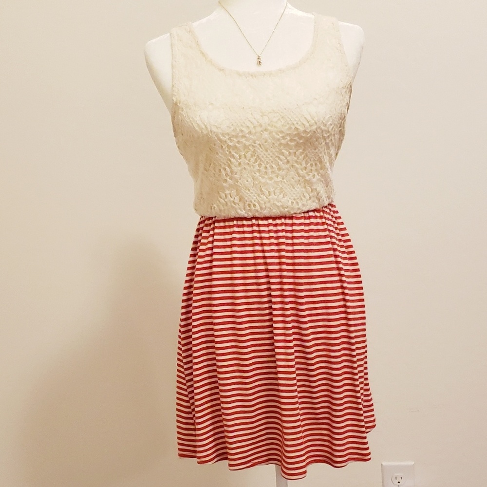 Speechless white and red dress